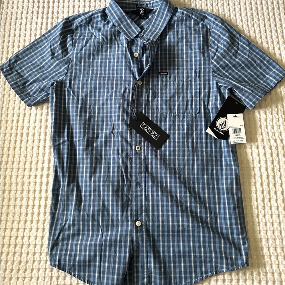 Mens Volcom buttondown shirt